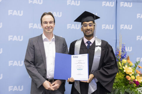 Zum Artikel "Masterpreis der Fa. SIEMENS für Abrarul Karim"